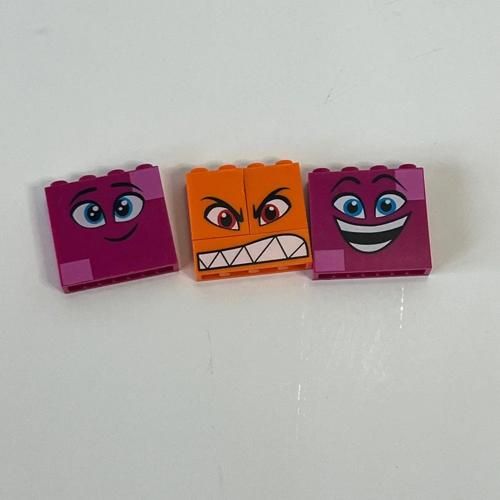 LEGO The LEGO Movie 2 Queen Watevra Wa'Nabi Face Bricks Magenta Orange 3 Piece